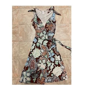 Diane Von Furstenburg Wrap Dress size 6